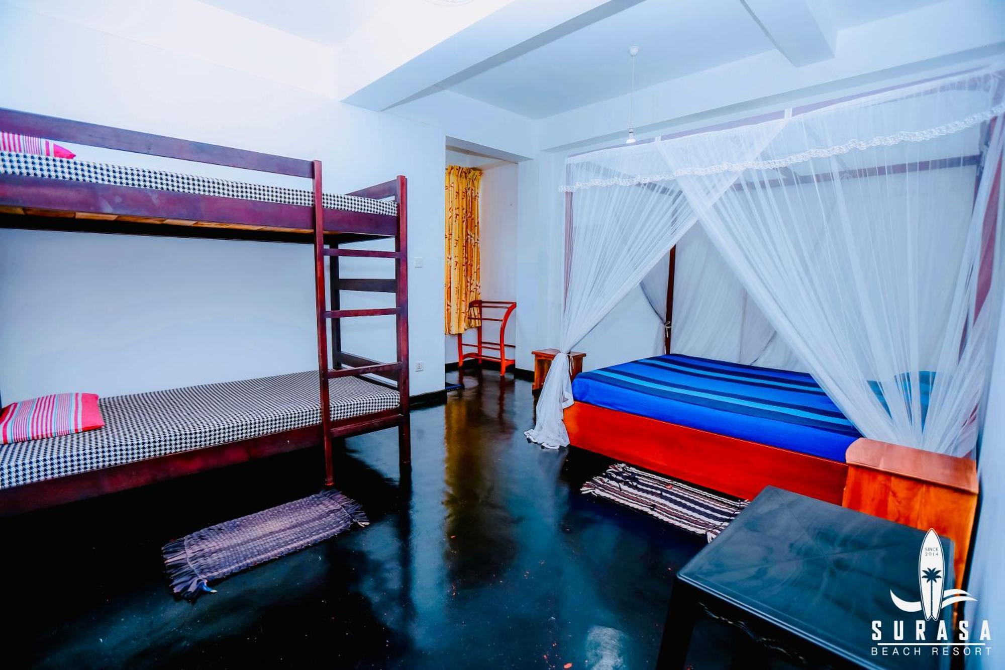 Surasa Beach Resort Weligama Esterno foto